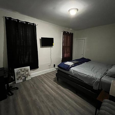 Spacious Cozy Private Room Newark Esterno foto